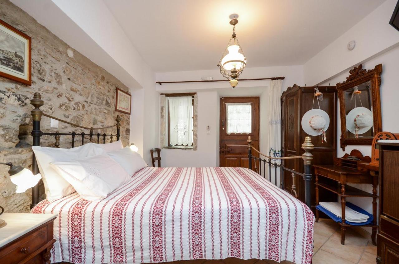 Venetiko Apartments Naxos City Exterior photo