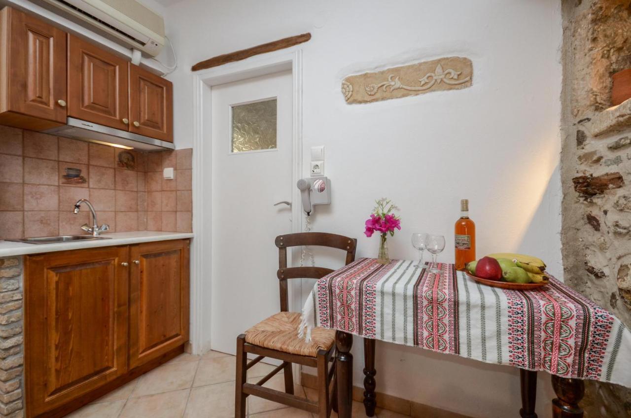 Venetiko Apartments Naxos City Exterior photo