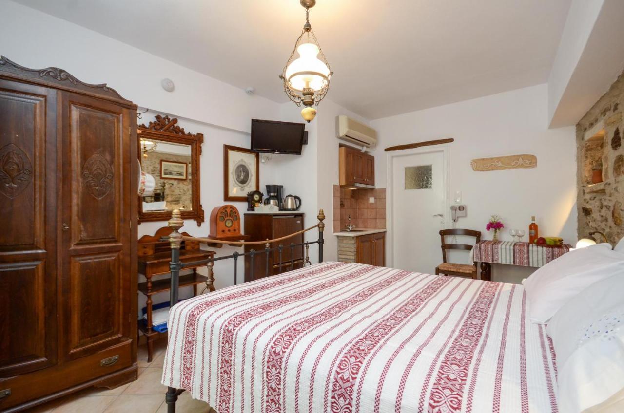 Venetiko Apartments Naxos City Exterior photo