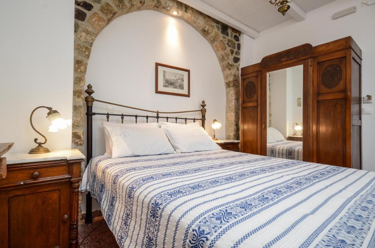 Venetiko Apartments Naxos City Exterior photo