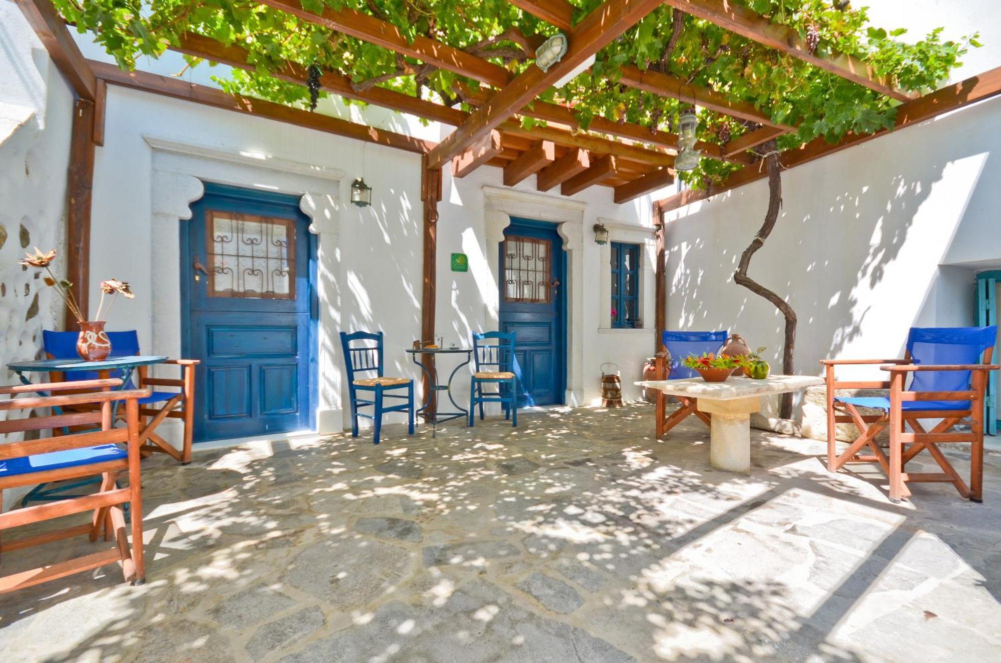 Venetiko Apartments Naxos City Exterior photo